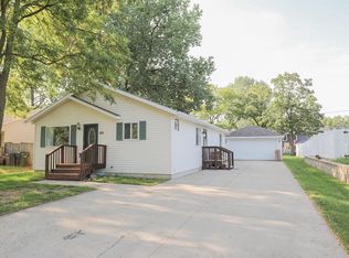821 92nd Pl, Pleasant Prairie, WI 53158