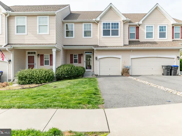 229 Mullen Dr, Avondale, PA 19311