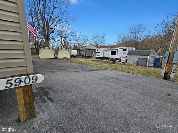 2nd image of 9 & 10 Jollywood Rd