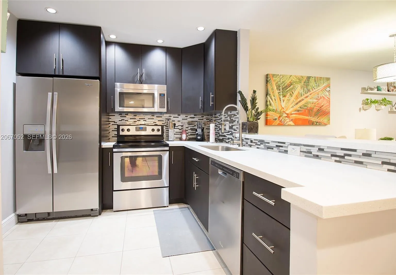 1 bed, 1.0 bath, 712 sqft, $2,000 — Photo 2