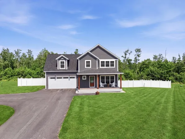 418 Blane Circle, Pembroke, NH 03275