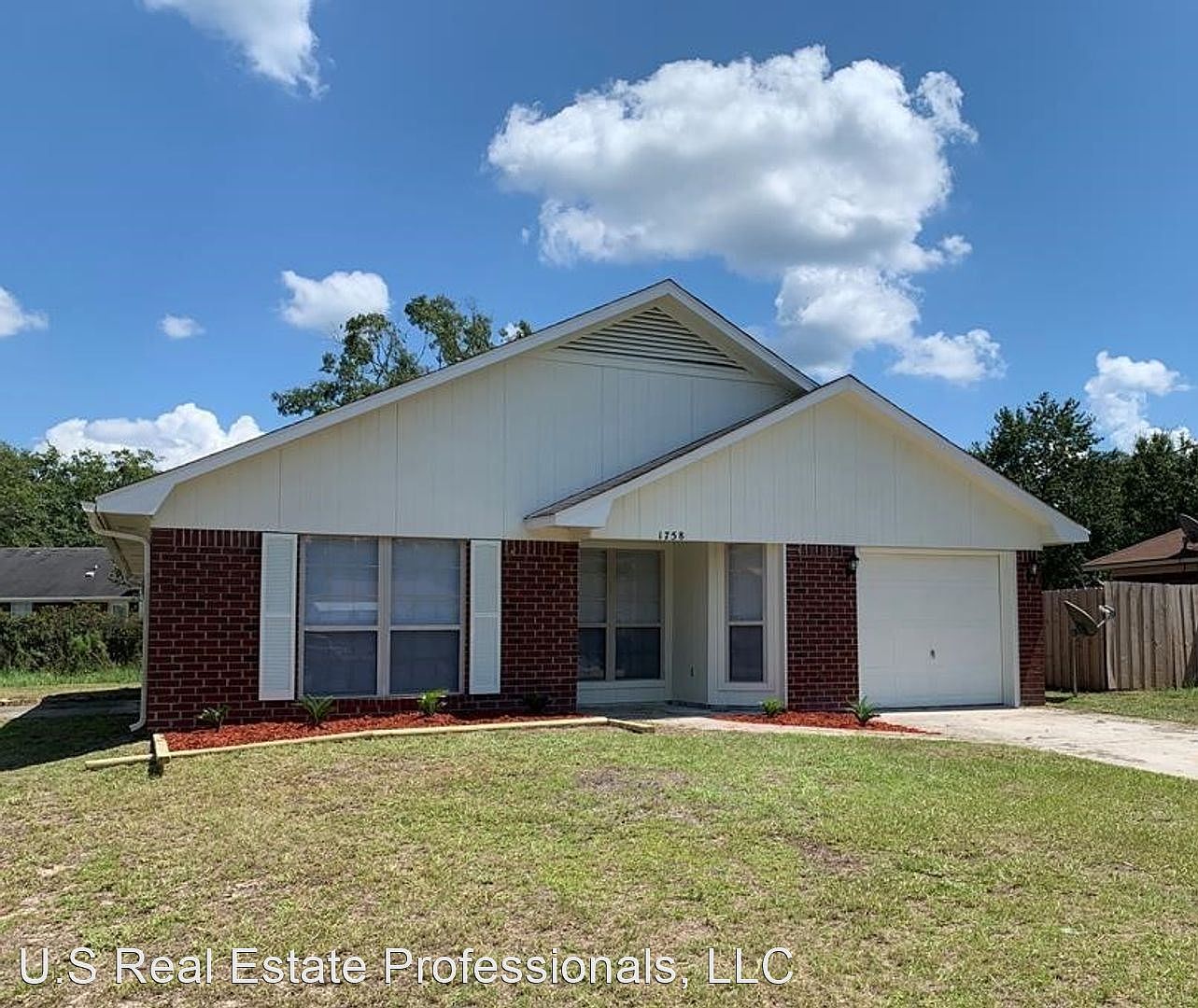 1758 Ashton Dr Hinesville Ga 31313 Zillow