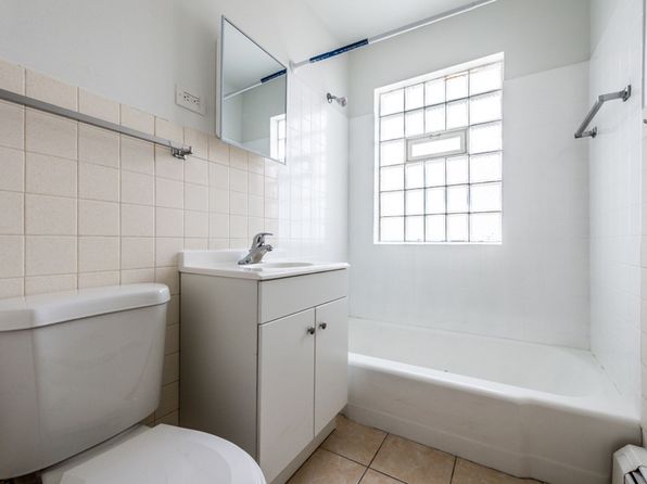 8326-8332 S Ellis Ave #8326-204