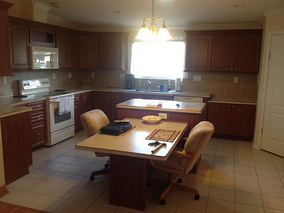 2nd image of 3801 Buttercup Dr