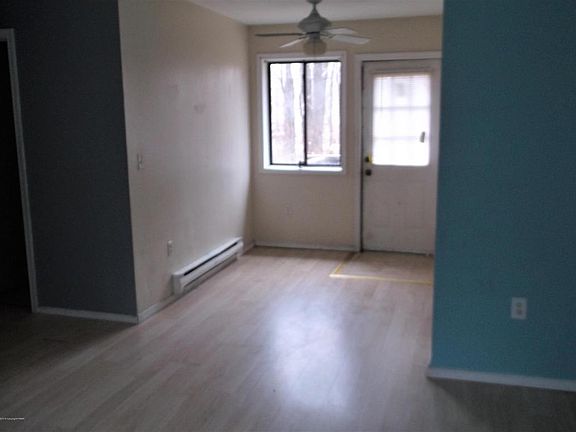 4th image of 1761 Rolling Hills Dr