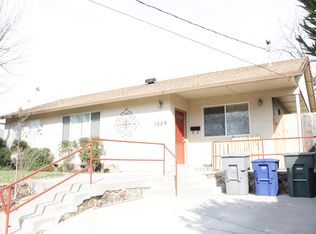 1009 3rd St, Redding, CA 96002