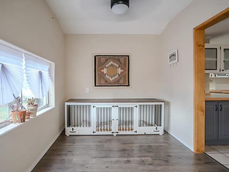 103 Maple St S — Photo 4