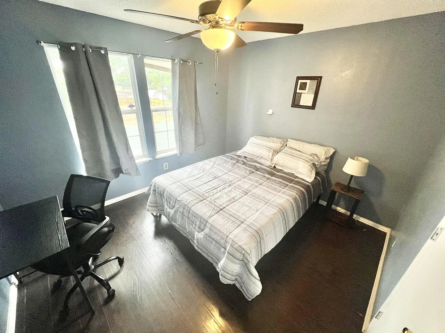 4 bed, 2.5 bath, 1980 sqft, $754 — Photo 4