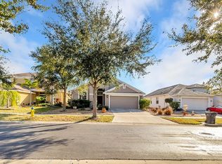 5120 Clover Mist Dr, Apollo Beach, FL 33572