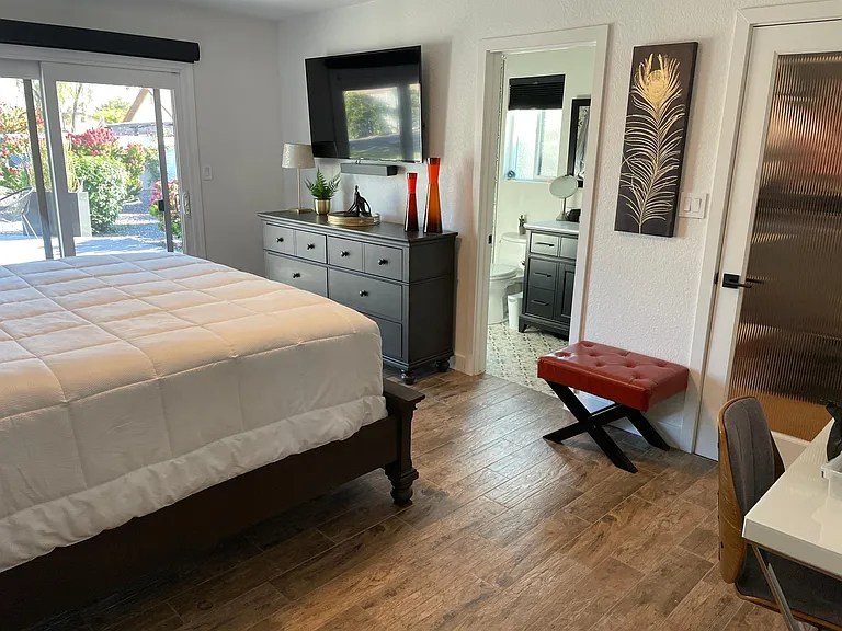 Master bedroom with new king luxury mattress