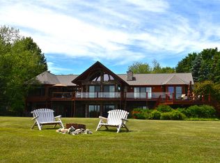 06124 E Bay Dr, Boyne City, MI 49712