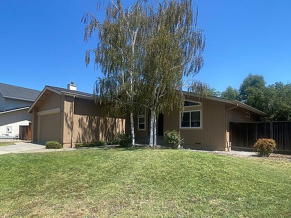 5th image of 7973 Shannon Ct