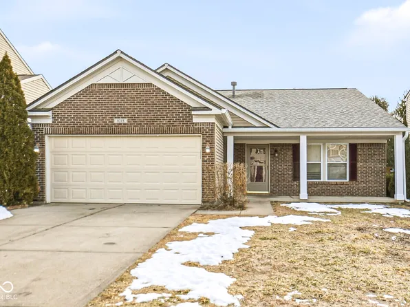 8215 Wheatfield Ct, Camby, IN 46113