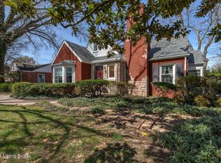 425 Oread Rd, Brownsboro Village, KY 40207