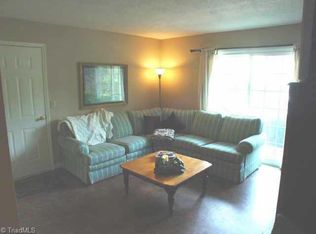 5669 Hornaday Rd UNIT D, Greensboro, NC 27409