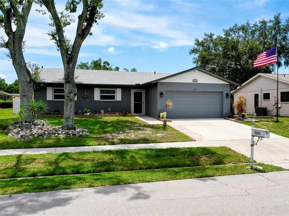 2429 E Scarlet Oak Ct, Sarasota, FL 34232