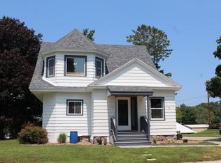 506 Madison Ave, Sullivan, WI 53178