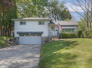 214 High Grove Blvd, Akron, OH 44312
