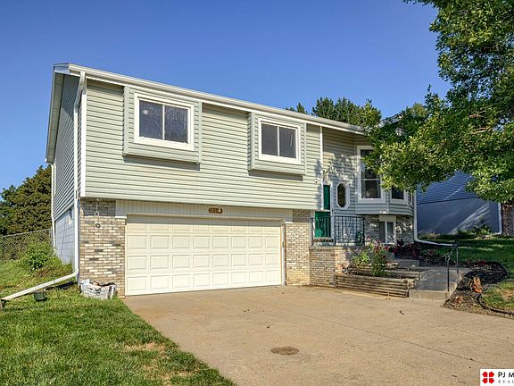 2nd image of 2824 N 200th Ave