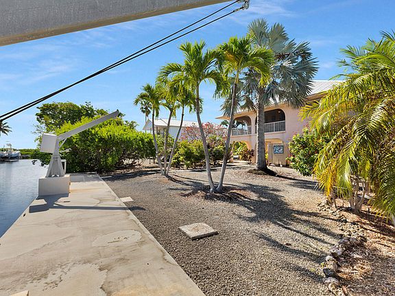 3rd image of 23057 Bluegill Ln