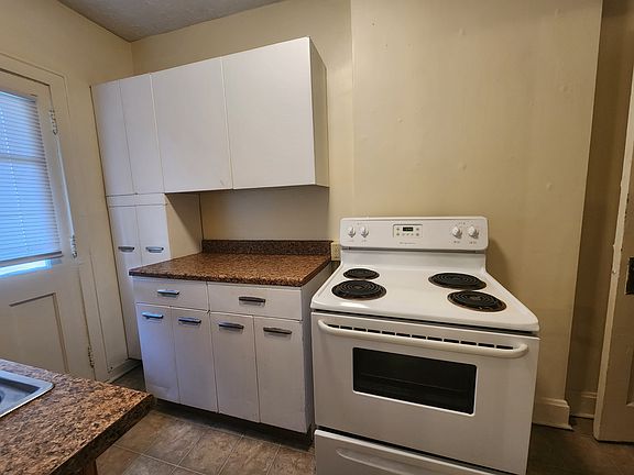 3rd image of 1290 Brexton Pl