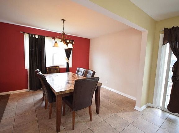 3rd image of 104 Green Meadow Dr