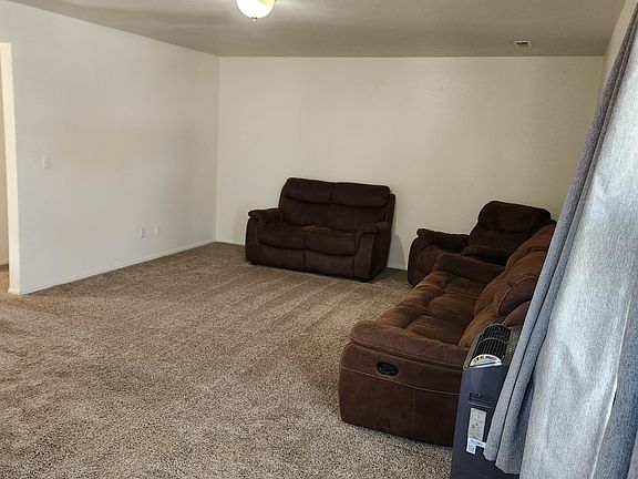 2nd image of 1128 Palmer Dr