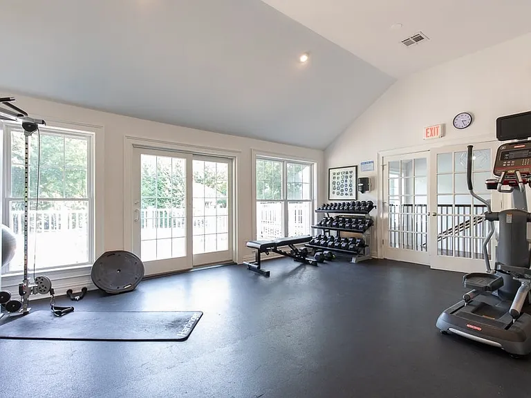 ARIUM at Greenwich Oaks — Photo 18