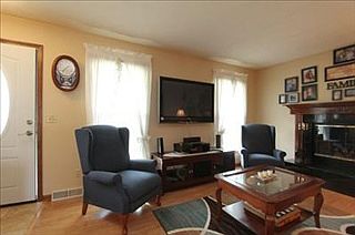 4th image of 1410 Dewberry Ct NE