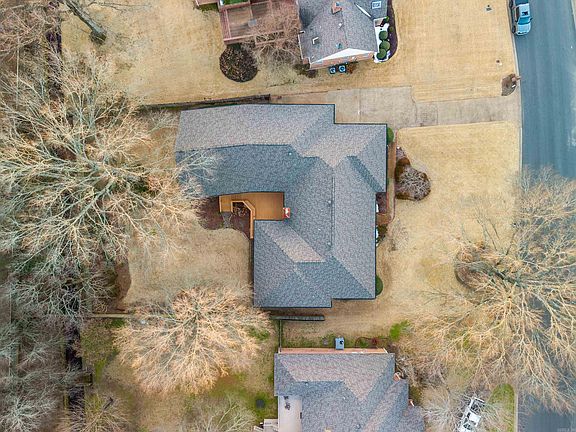 3rd image of 304 Quail Creek Rd