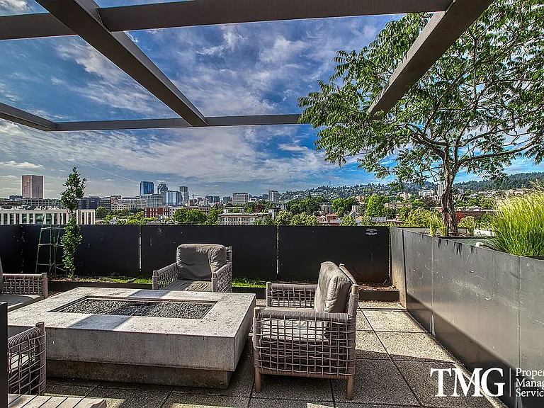 Muse Apartments — Photo 24