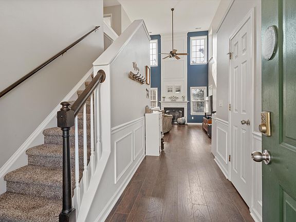 4th image of 6 Spinnaker Ct