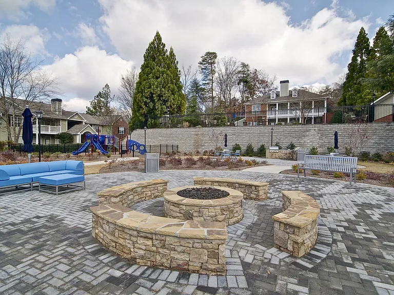 Park Creek Apartments — Photo 51