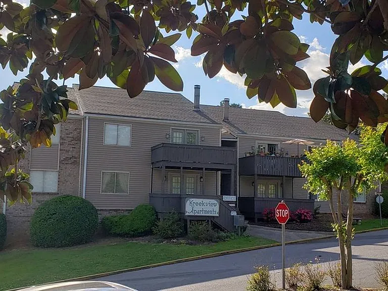 Kreekview Apartments — Photo 3