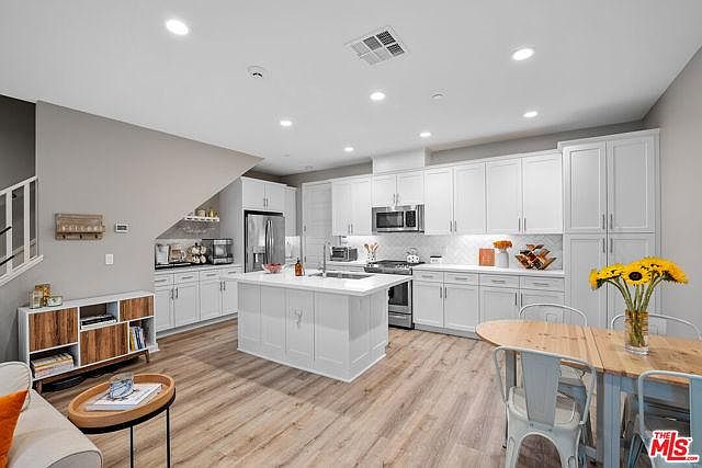 1st image of 19529 W Astor Pl