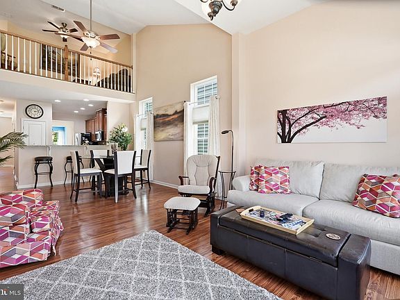 5th image of 224 Anita Ct