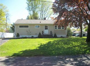 61 Birch St, Watertown, CT 06795