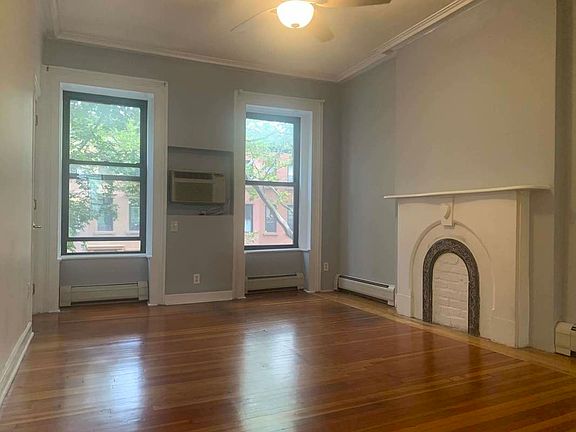 4th image of 380 Sackett St #2