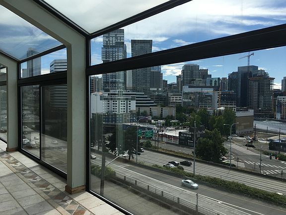 3rd image of 150 Melrose Ave E APT 503