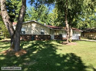 241 N Broadview Ct, Columbia, MO 65201