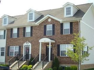 1063 Shady Lake Dr, Columbus, OH 43228