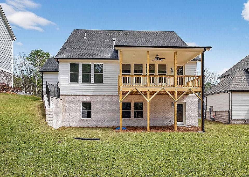 2nd image of 2528 Parkside Way Lot 3
