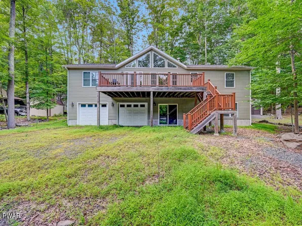 1023 Cedar Dr, Lake Ariel, PA 18436