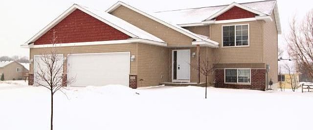 1st image of 335 Horizon Dr