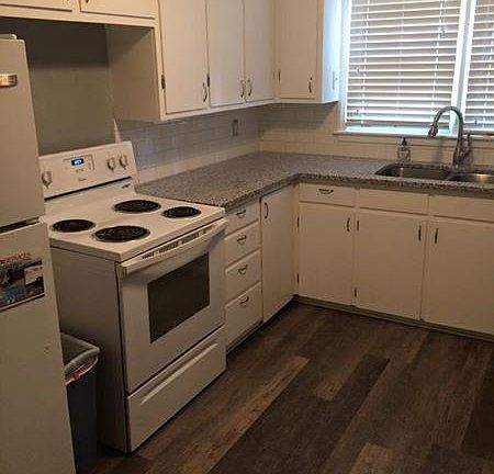 5th image of 5910 E 100th St