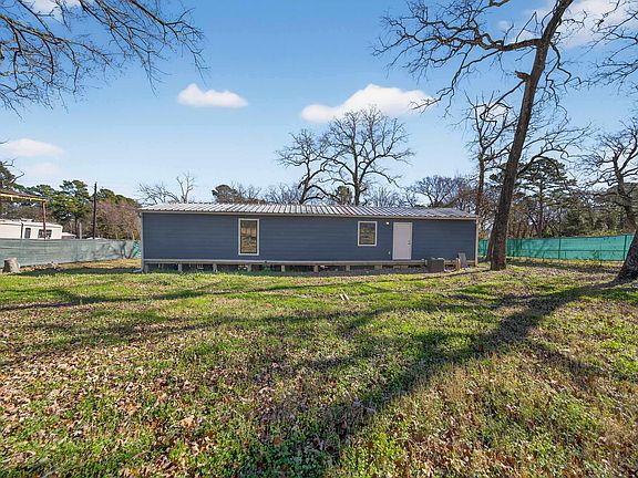 4th image of 22666 Lakeway Hbr