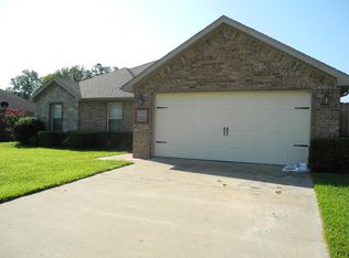 170 Solomon Cir, Forsyth, MO 65653