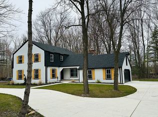 26914 Pebblestone St, Southfield, MI 48034