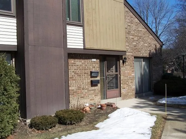 8622 N Servite Dr #8622, Milwaukee, WI 53223