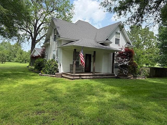1st image of 602 E Sanders Street